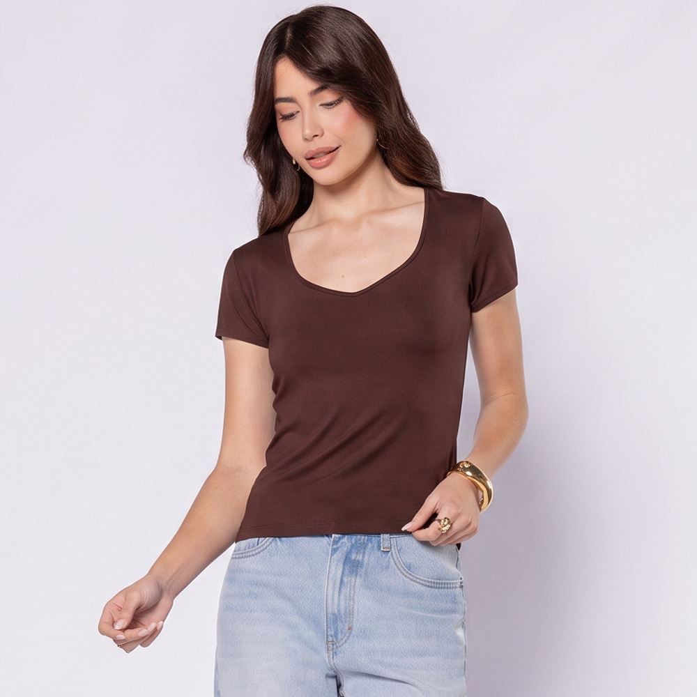Blusa Feminina Decote Princesa Em Poliamida Boby Blues Marrom