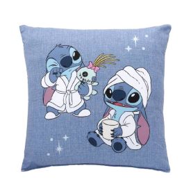 Almofada Decorativa 43X43 cm Disney Hedrons - Stitch Banho