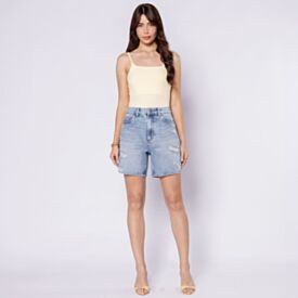 Bermuda Jeans Feminina Com Puídos Boby Blues Azul Claro