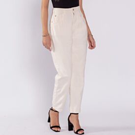 Cal&ccedil;a Feminina Mom Em Sarja Boby Blues