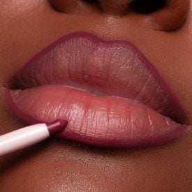Lapiseira Labial Lipliner Corajosa Vizzela