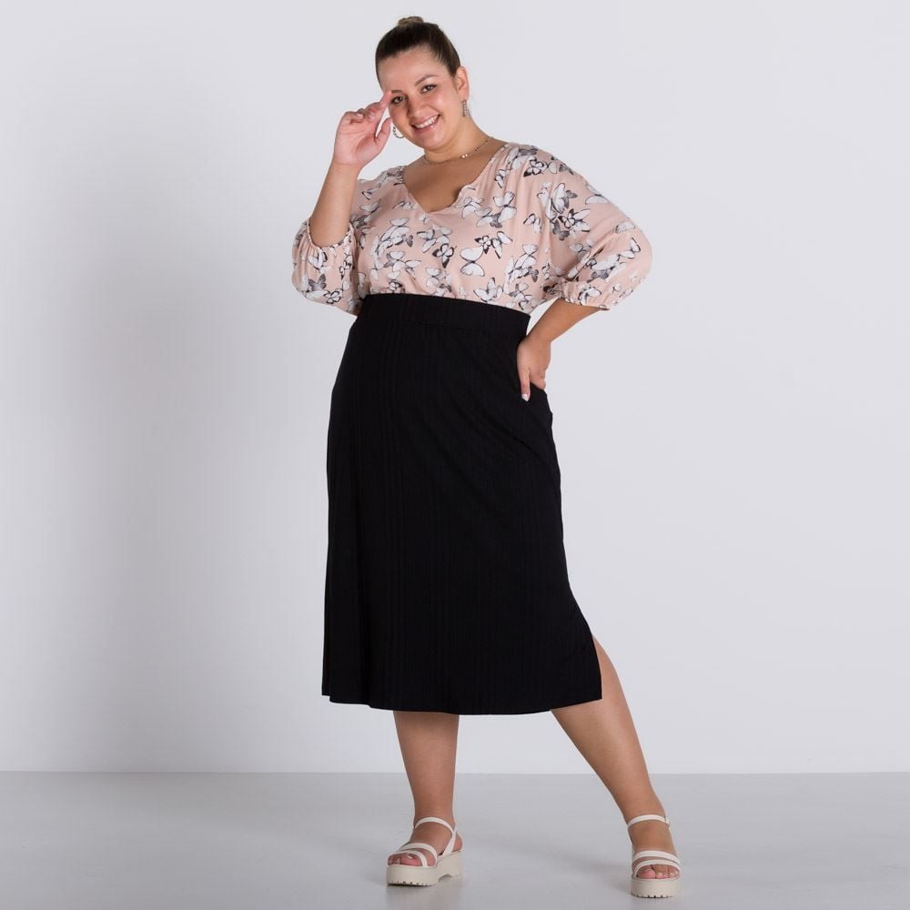 Saia social preta plus sales size