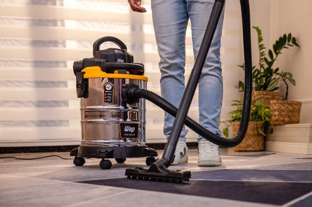 Aspirador de Pó e Água WAP 25 Litros Inox GTW25 2000W