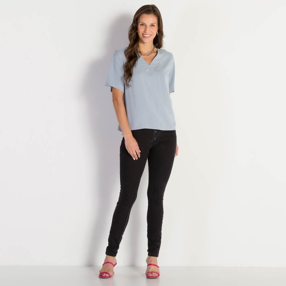 Blusa Feminina Decote V Manga Curta Patrícia Foster