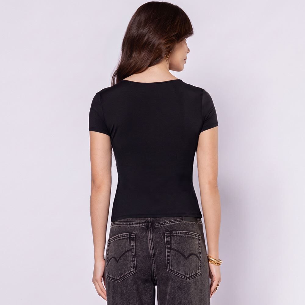 Blusa Feminina Em Poliamida Patricia Foster