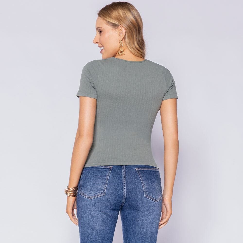 Blusa Feminina Em Poliamida Sem Costura Patricia Foster