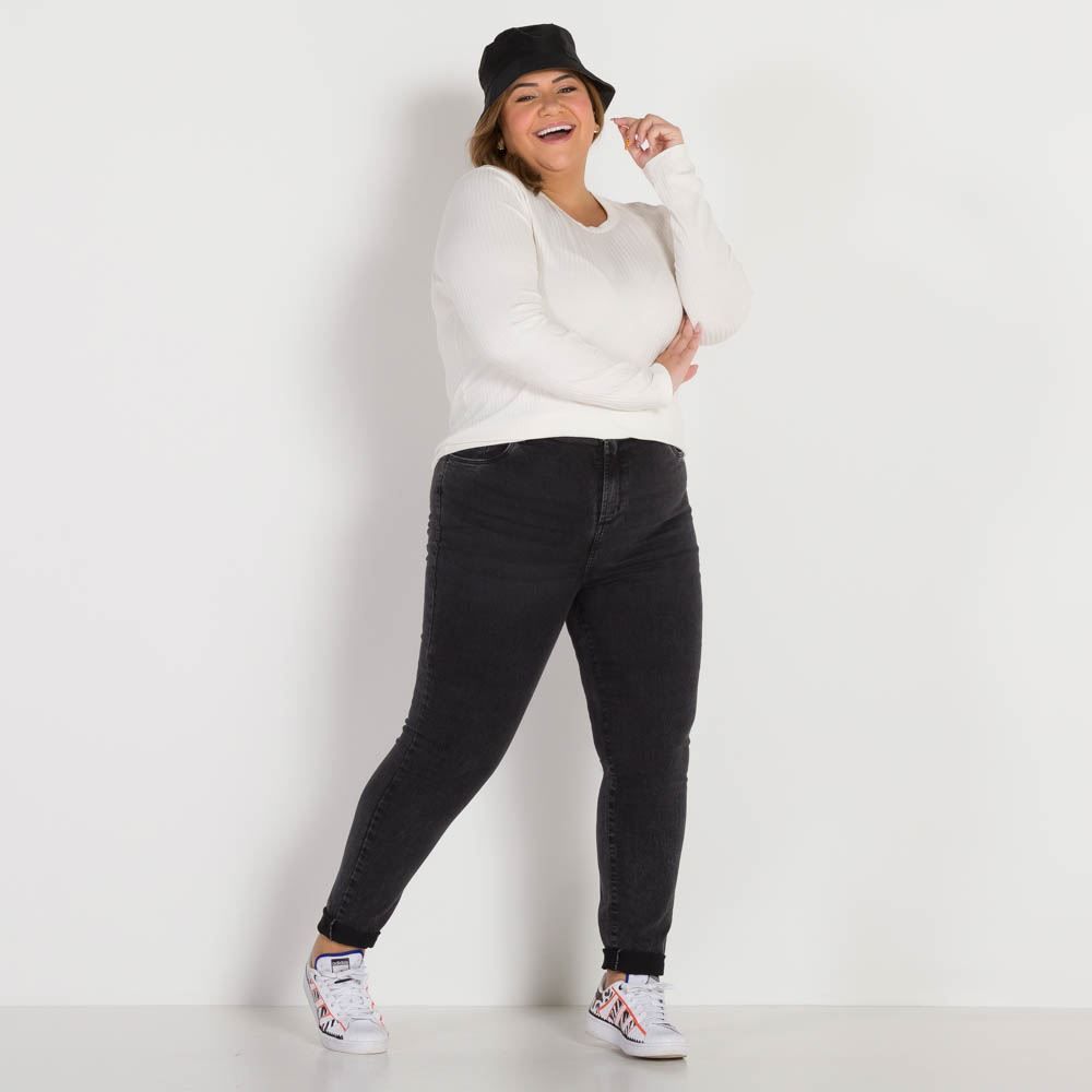 Blusa Plus Size Canelada Decote Redondo Patricia Foster Mais