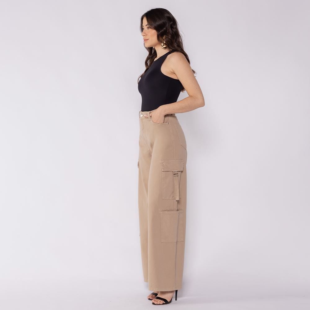 Calça Feminina Cargo Wide Em Sarja Boby Blues