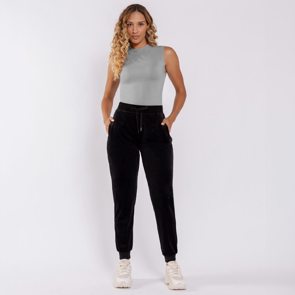 Calça Feminina Esportiva Jogger em Plush Scream