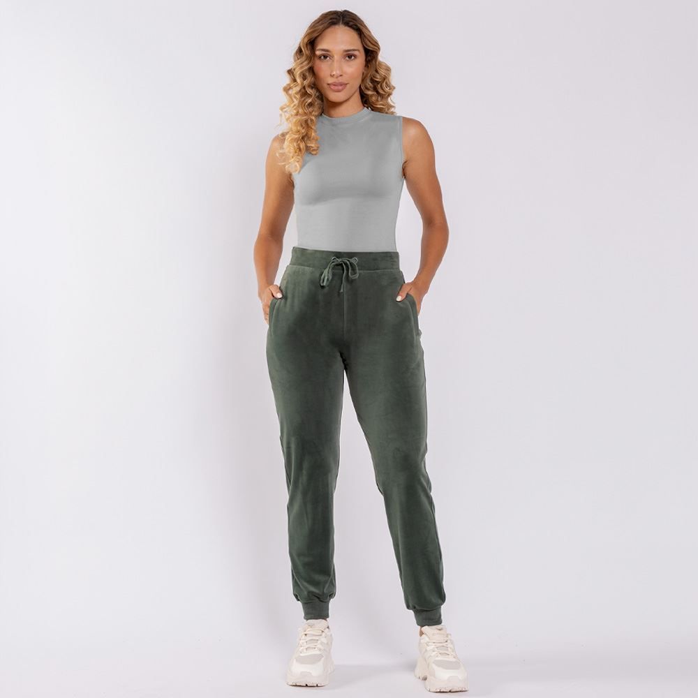 Calça Feminina Esportiva Jogger em Plush Scream