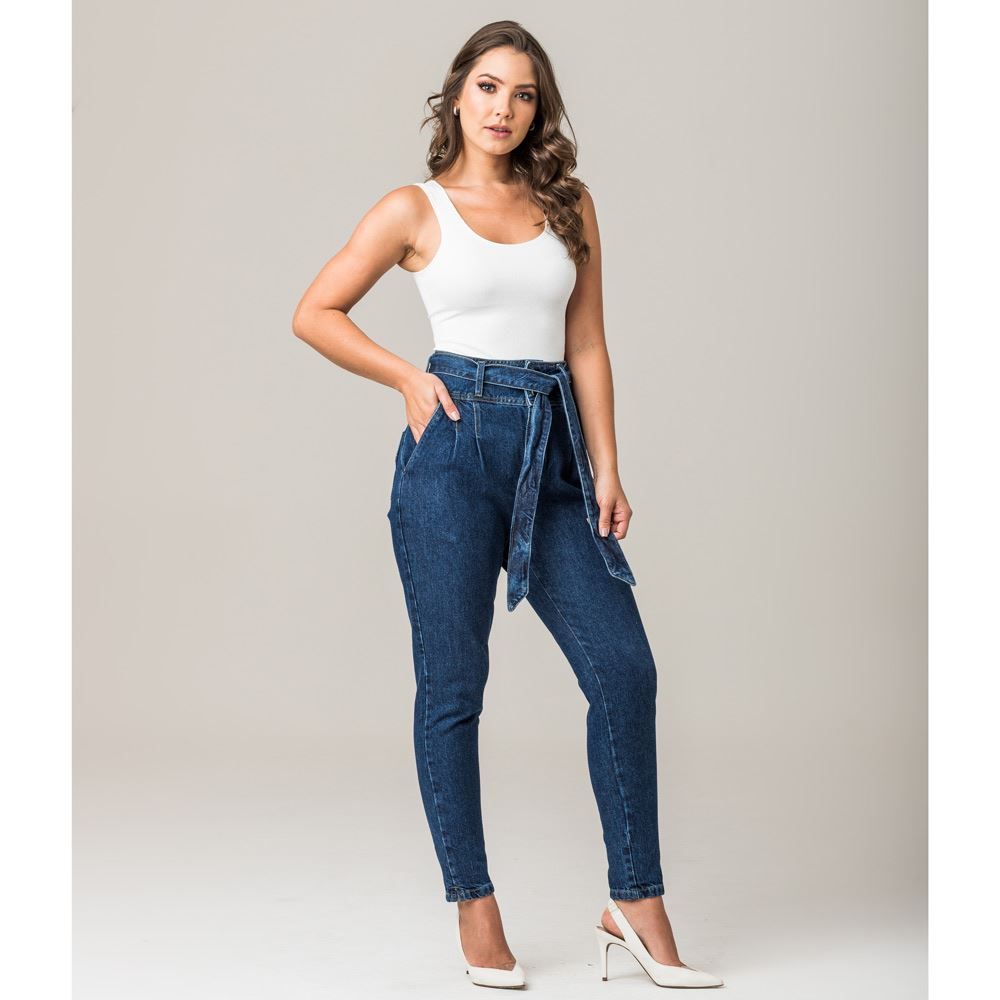 Calça Jeans Clochard com Cinto Disparate