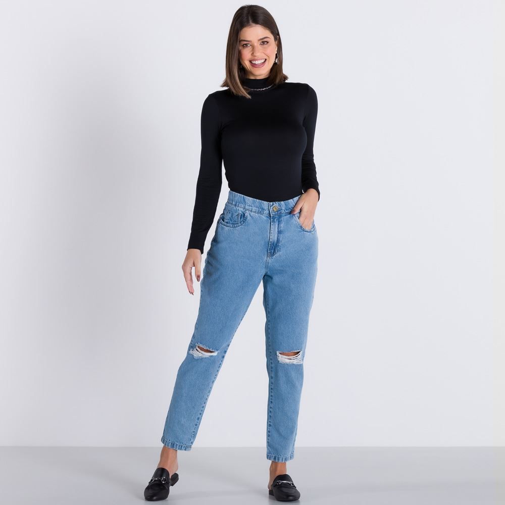 Calça Jeans Mom com Rasgo no Joelho Patrícia Foster