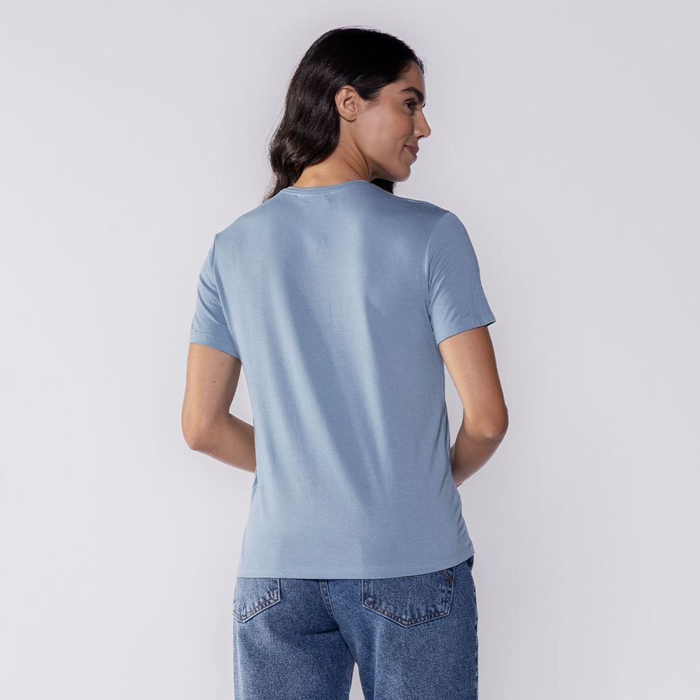 Camiseta Feminina Com Bordado Patricia Foster