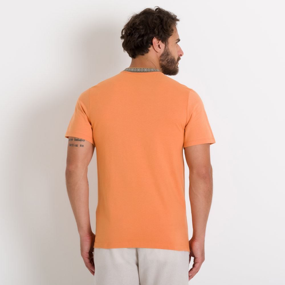 Camiseta Indonésia com Estampa Thing