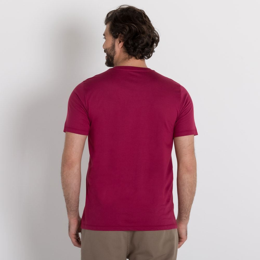Camiseta University Thing