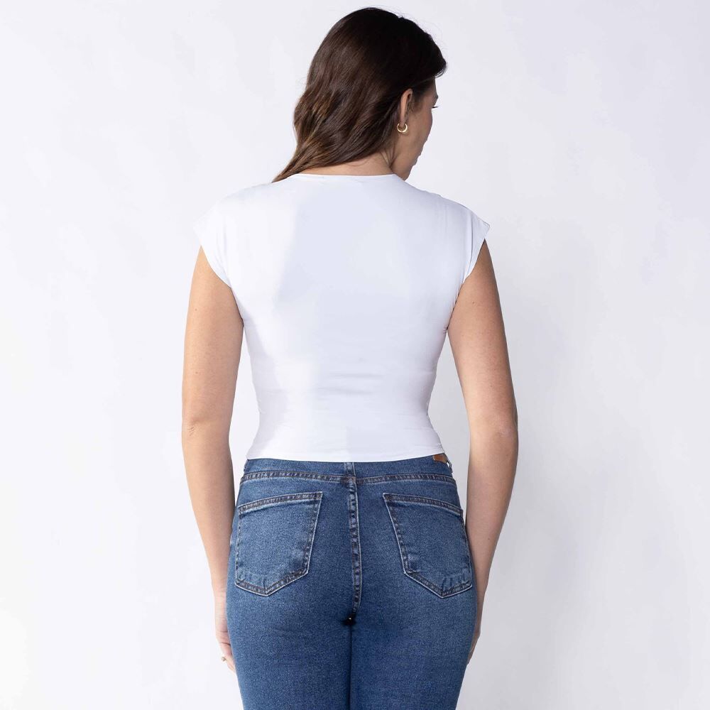 Cropped Feminino Com Manga Japonesa Boby Blues