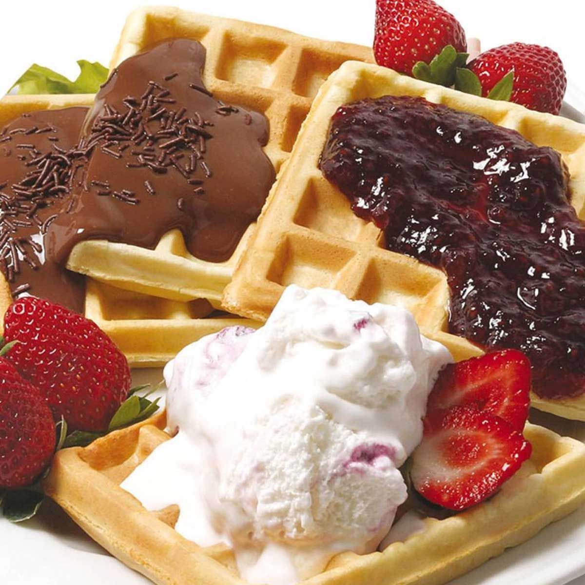 Golden Waffle Britânia Acabamento em Inox 850W