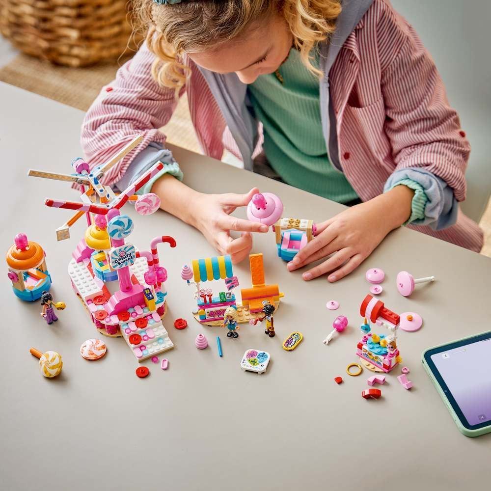 Lego Friends Roda-Gigante de Doces e Cupcake - 602 peças