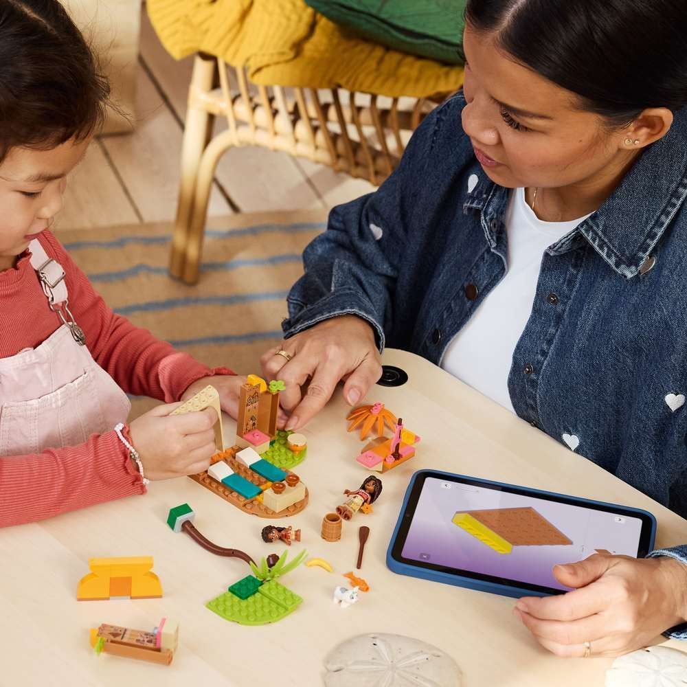 Lego Moana Casa e Barco da Vila Disney - 85 peças