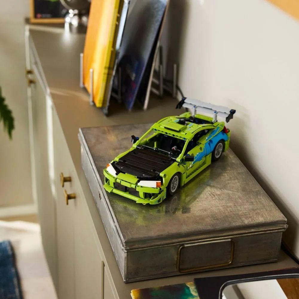 Lego Technic Carro Velozes e Furiosos Mitsubishi Eclipse - 827 peças