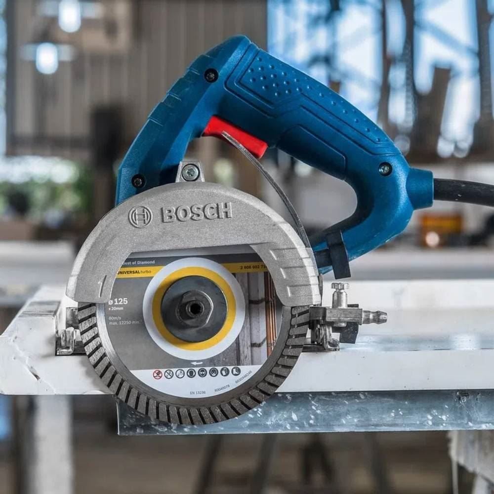Serra Mármore Bosch 1500W Titan GDC 150 a Seco
