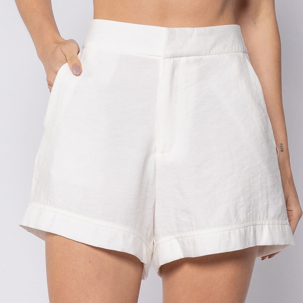 Short Feminino Com Lapela Em Viscose Patricia Foster
