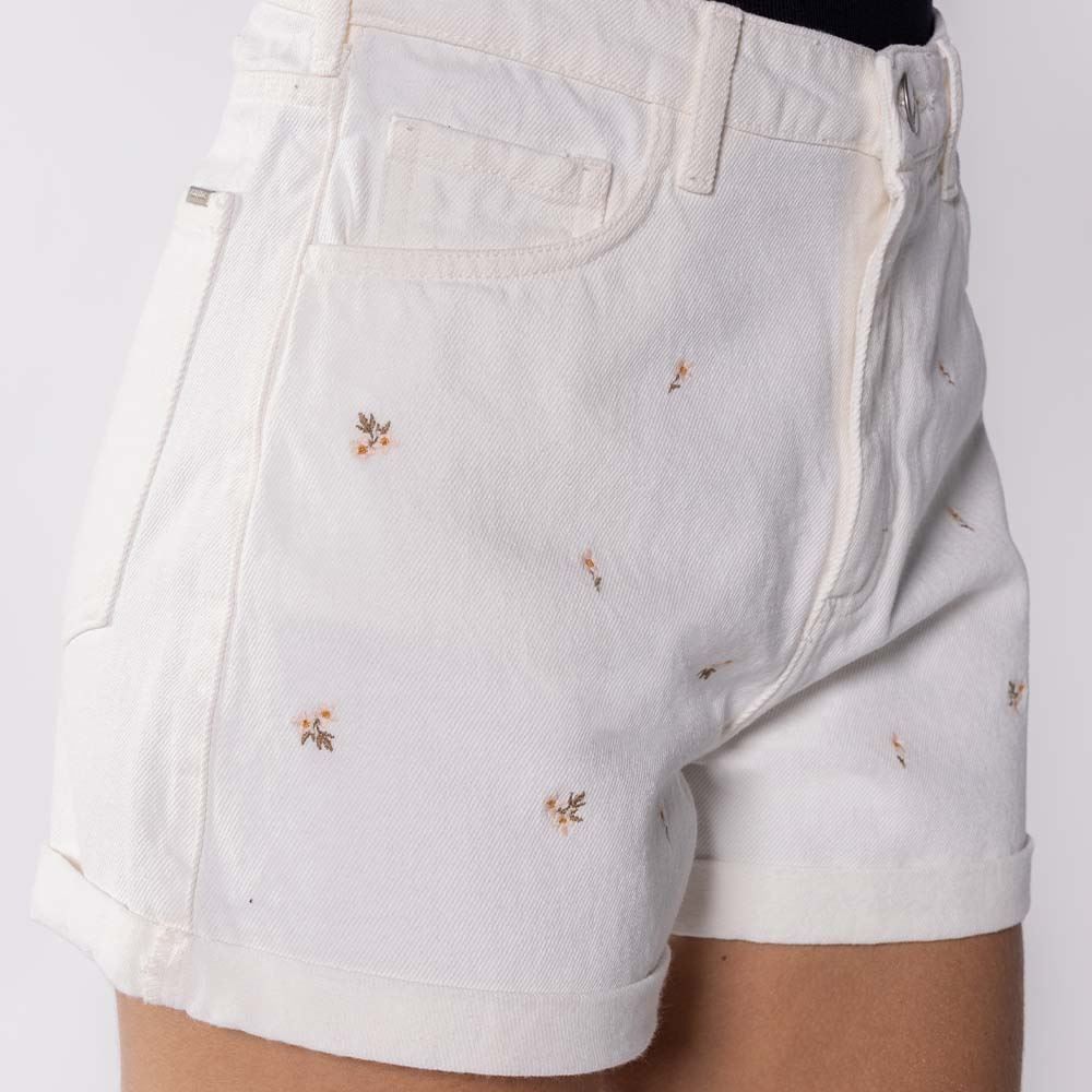 Short Feminino Sarja Com Bordados Boby Blues