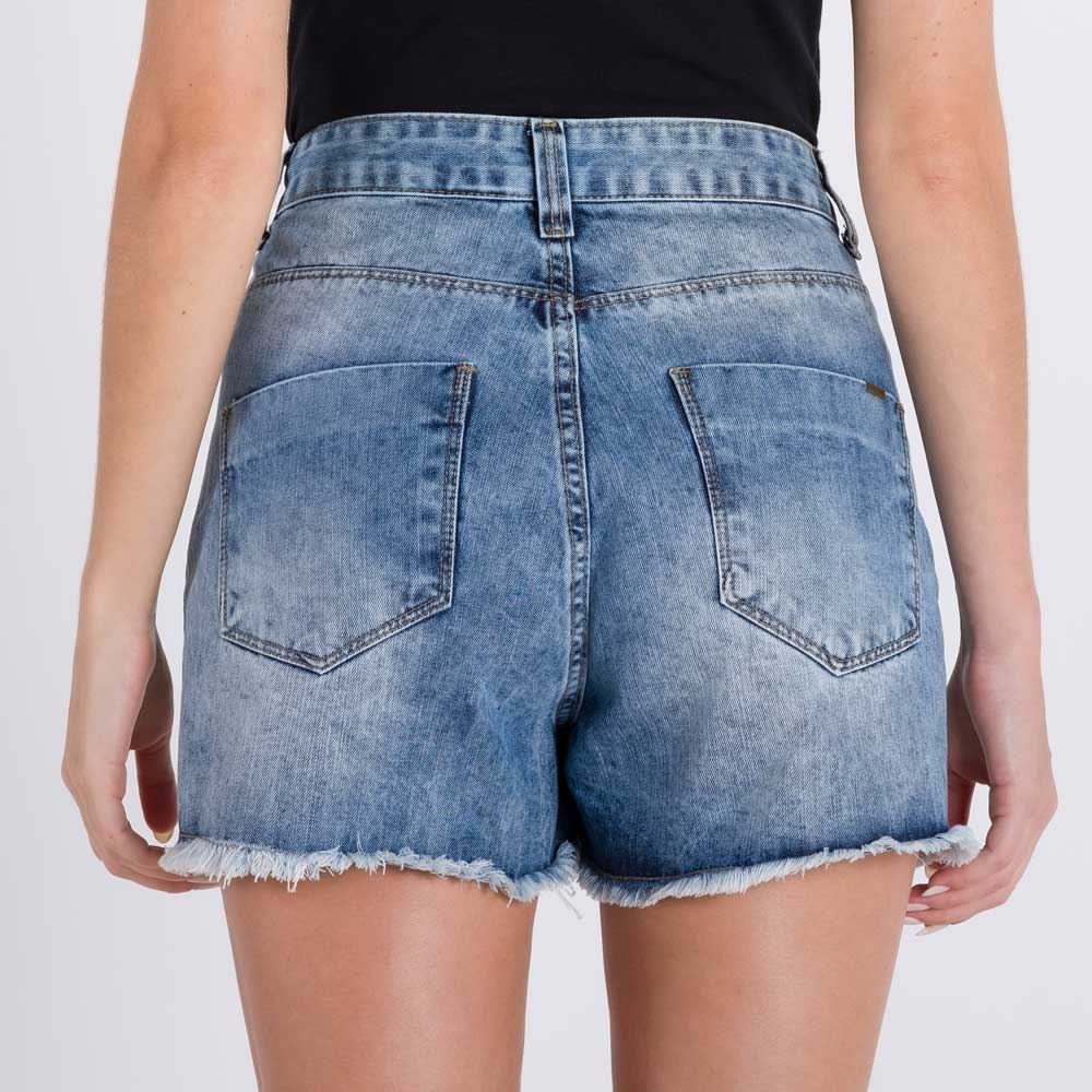 Short Jeans com Rasgos Patrícia Foster