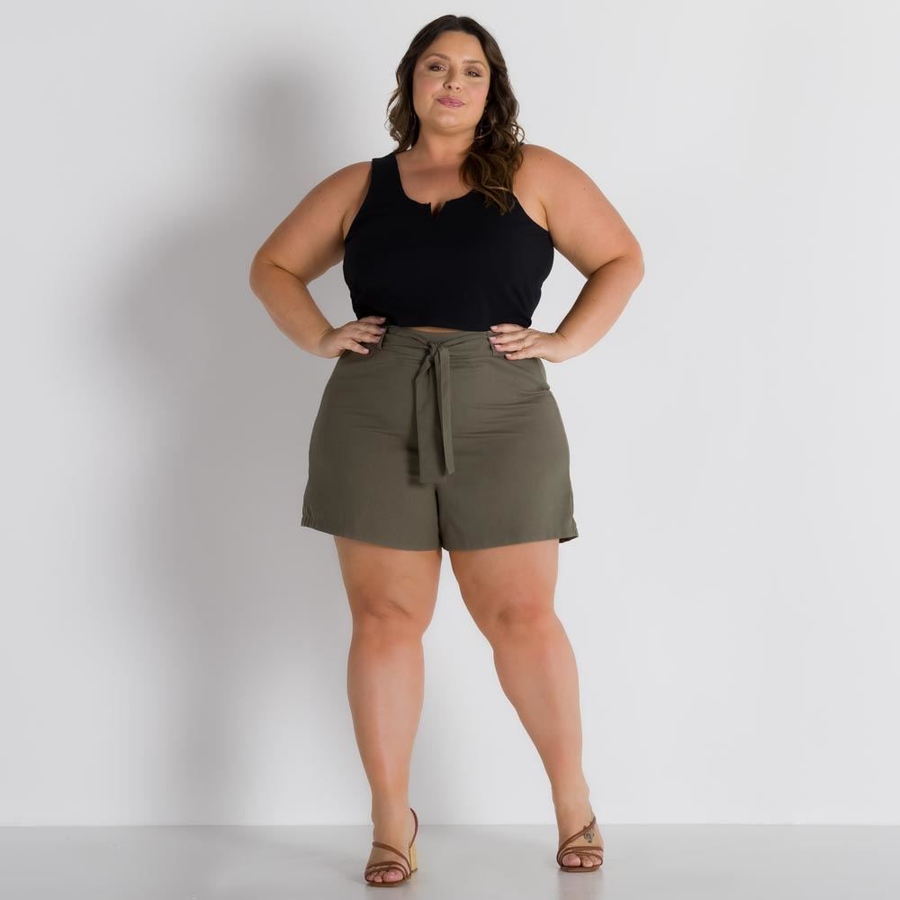 Shorts com Amarração de Linho Plus Size Patricia Foster Mais