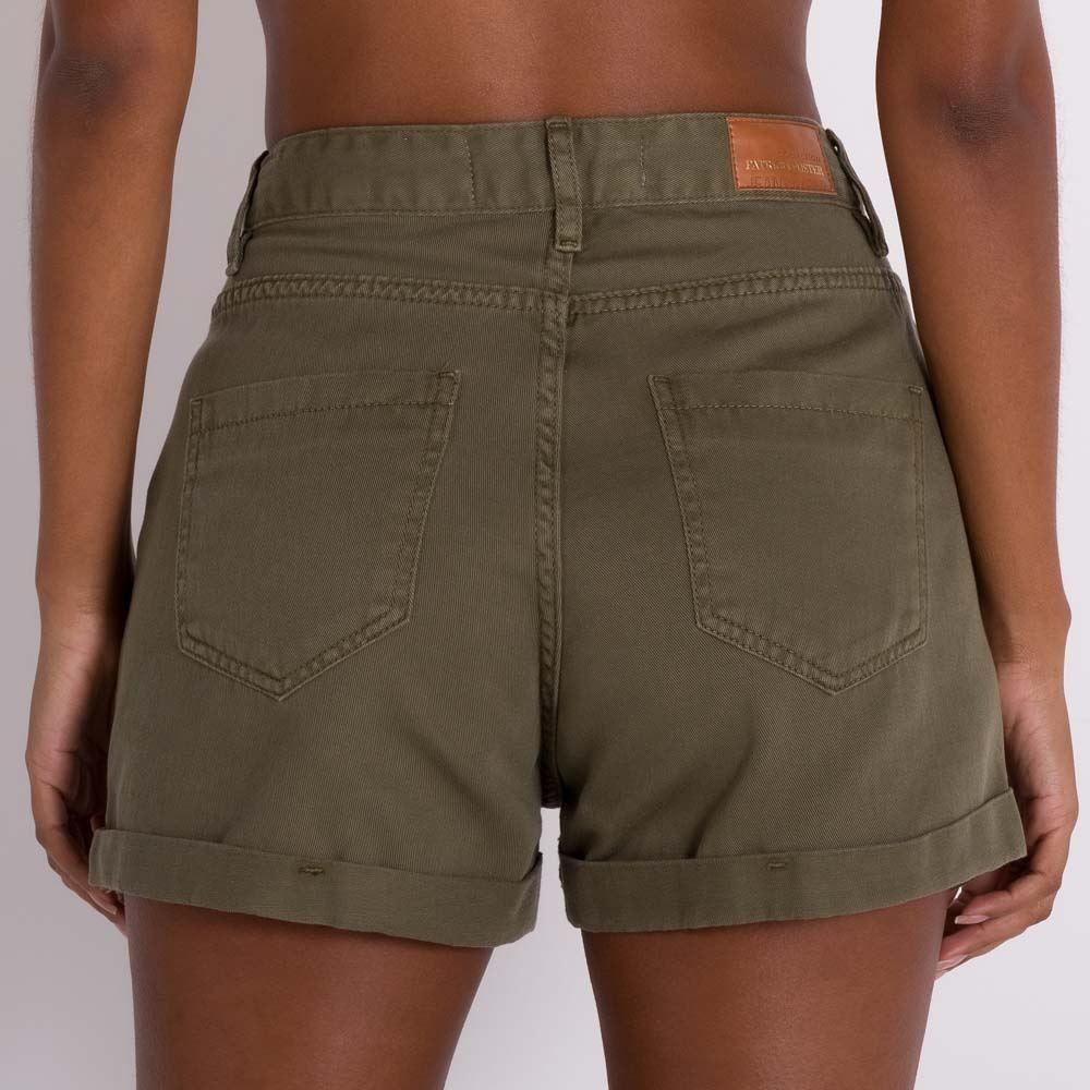 Shorts de Sarja com Pregas Patricia Foster