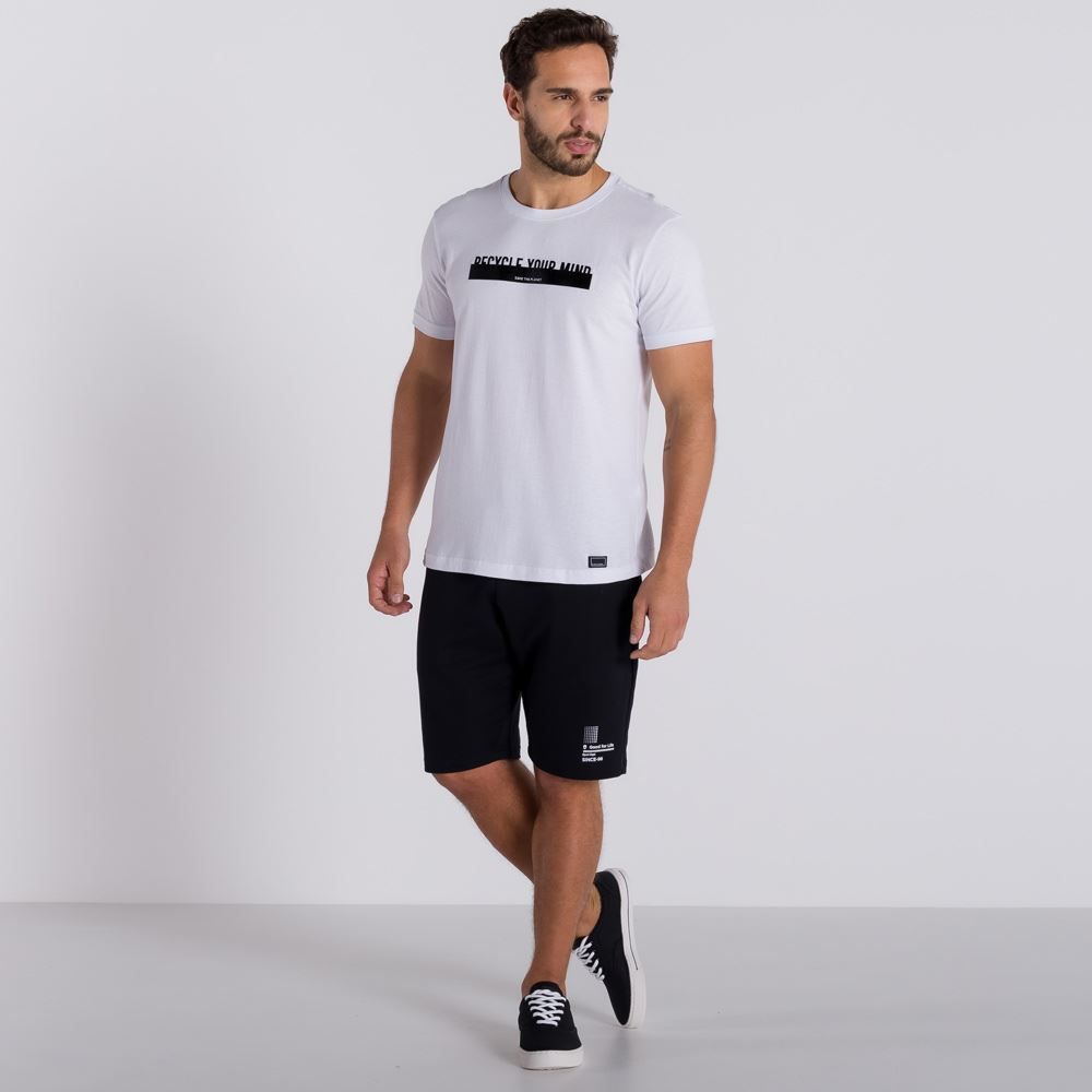 Bermuda de Moletom com Estampa Colisão