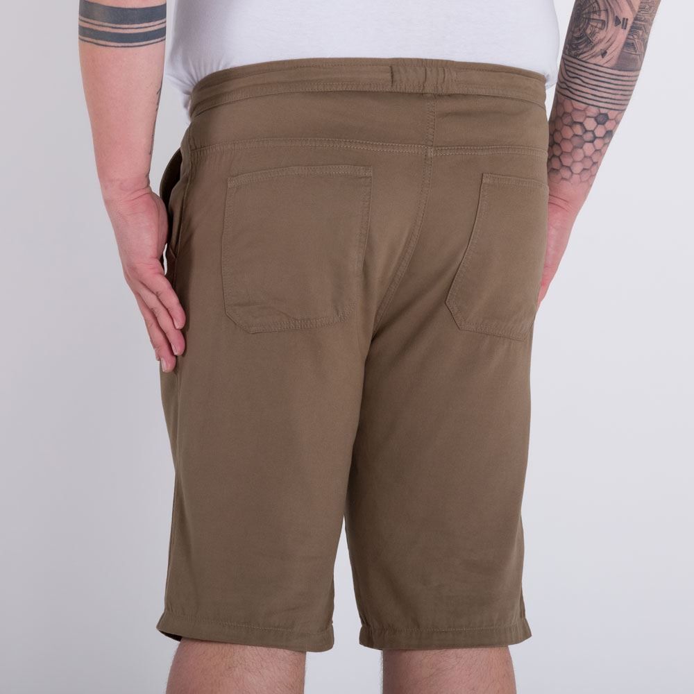 Bermuda de Sarja Plus Size com Elástico Marc Alain