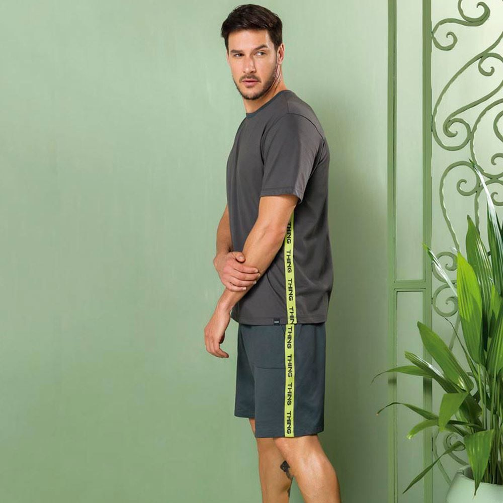 Bermuda Masculina Detalhe Lateral Thing