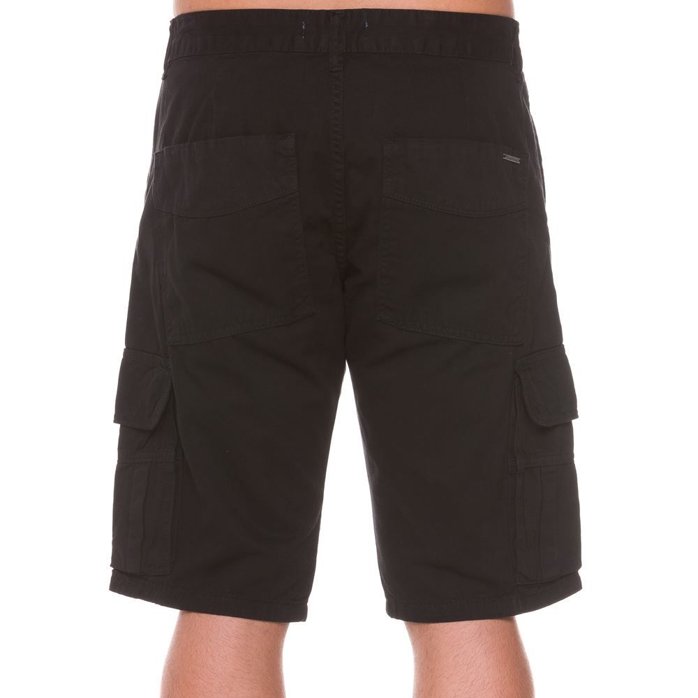 Bermuda Sarja em Modelo Cargo Rock&Soda