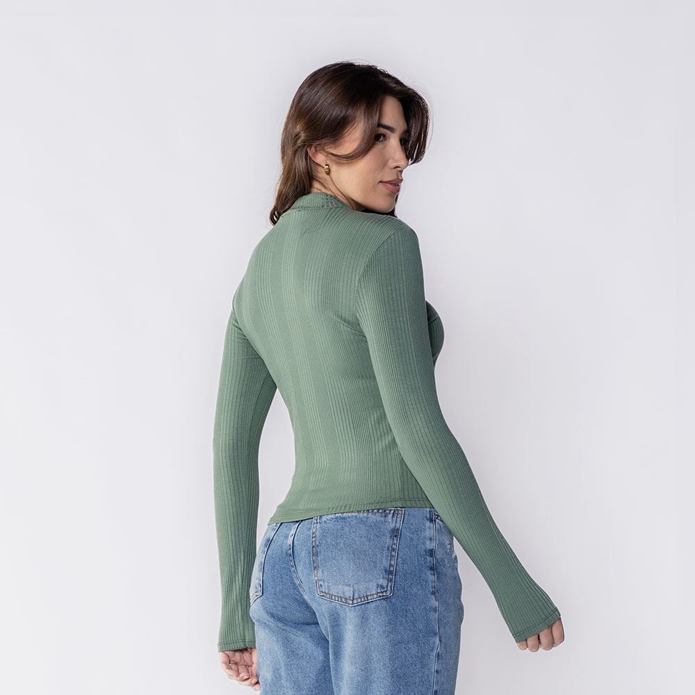 Blusa Feminina Com Manga Longa E Gola Alta Canelada Patricia Foster