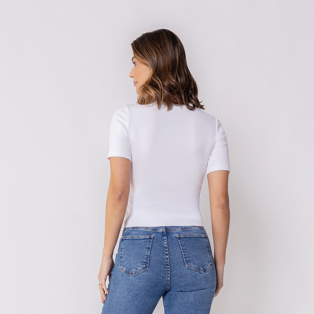 Blusa Feminina Manga Curta Canelada Patricia Foster