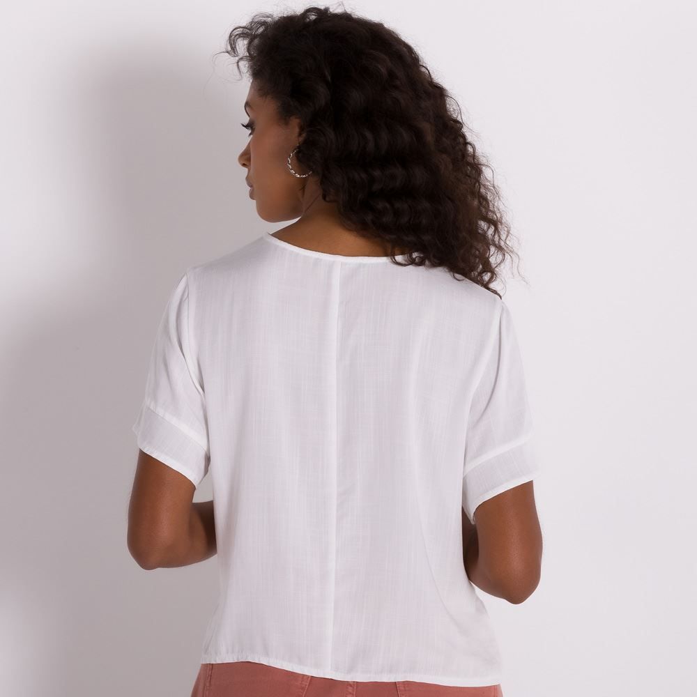 Blusa Viscose Decote com Botões Patrícia Foster