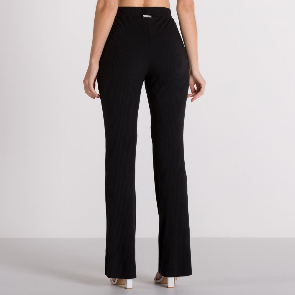 Calça Canelada Leve Boby Blues