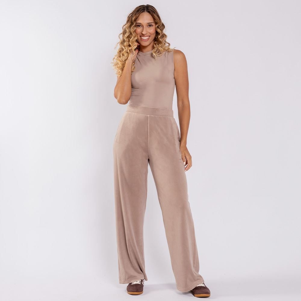 Calça Feminina Esportiva Wide Leg Em Plush Scream