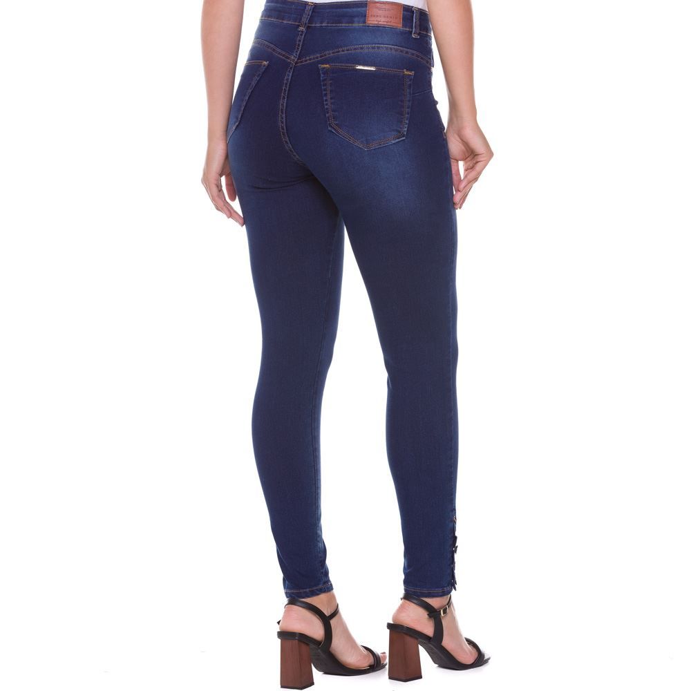 Calça Jeans Cigarrete com Botões Barra Zune By Sabrina Sato