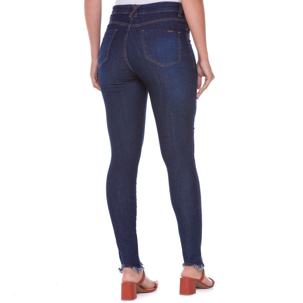 Calça Jeans Skinny com Barra Desfiada Patrícia Foster