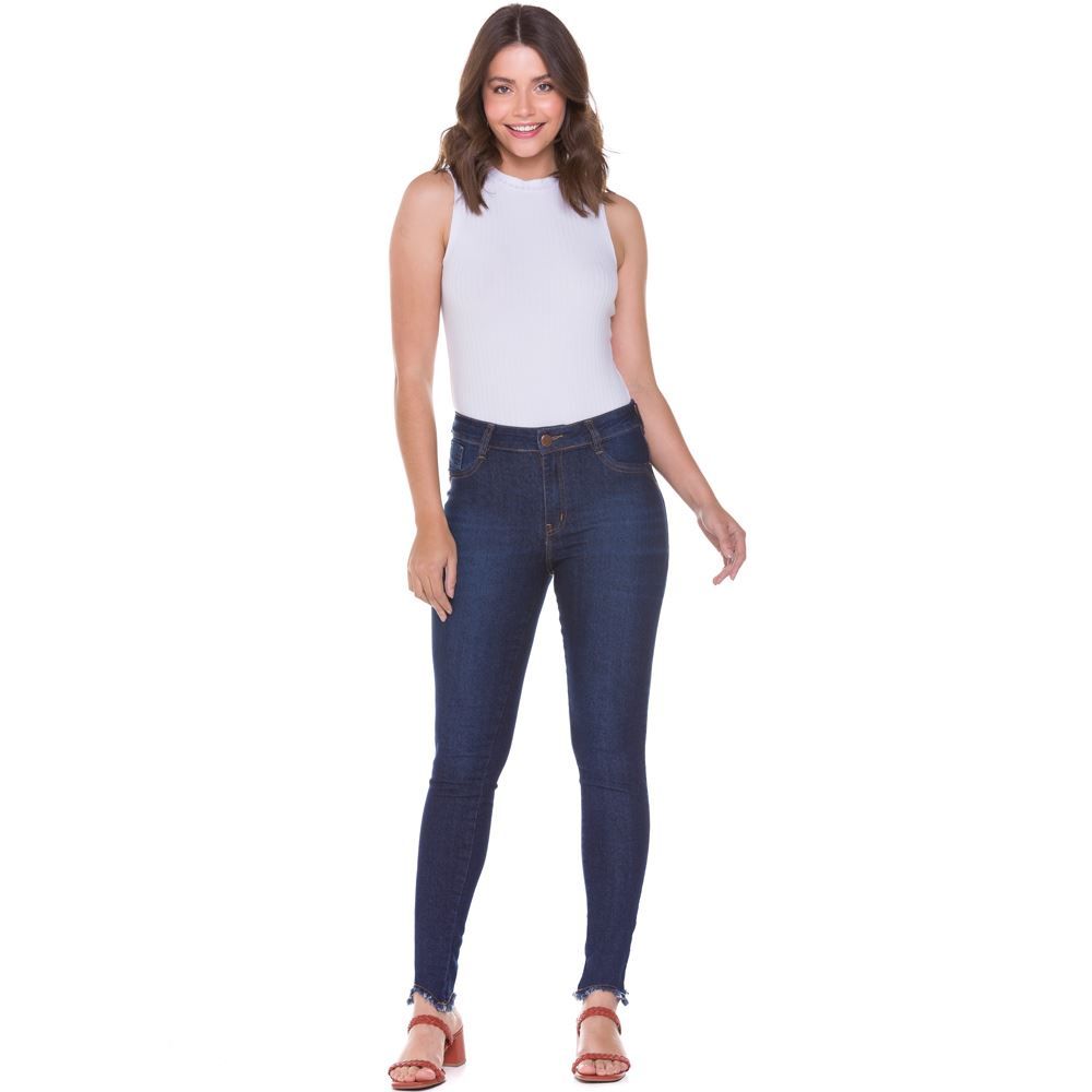 Calça Jeans Skinny com Barra Desfiada Patrícia Foster