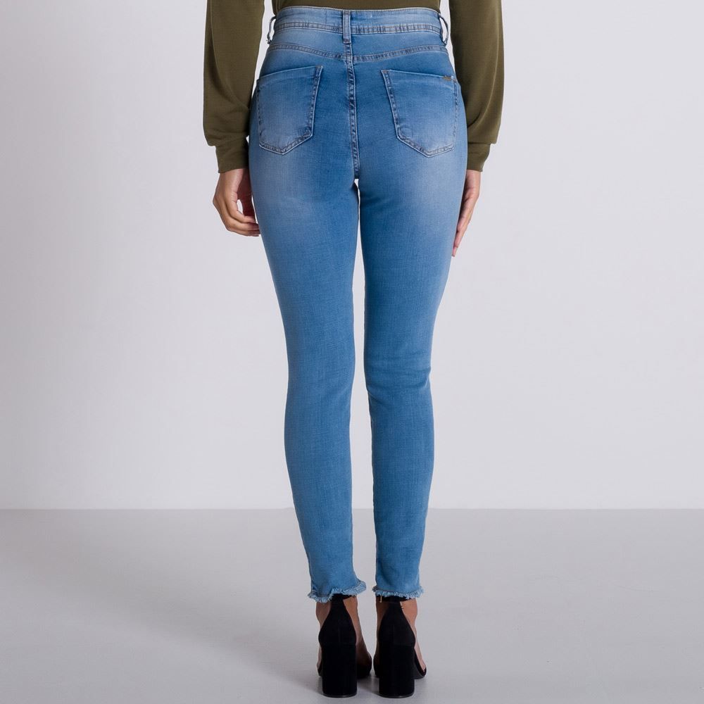 Calça Jeans Skinny Puídos Patrícia Foster