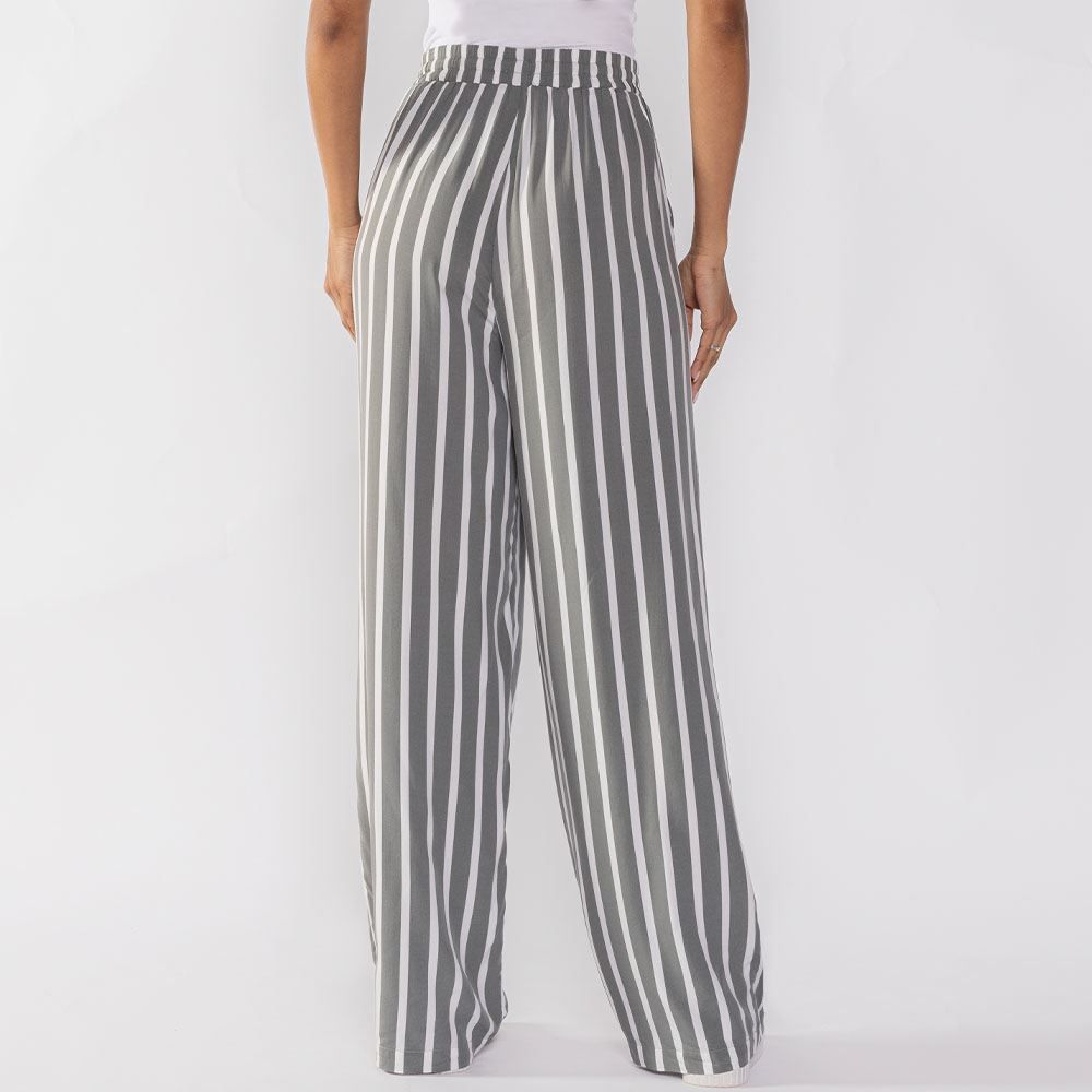Calça Pantalona Estilo Pijama Patricia Foster