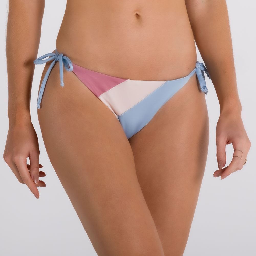 Calcinha Biquíni Com Recortes Transversais Boby Blues