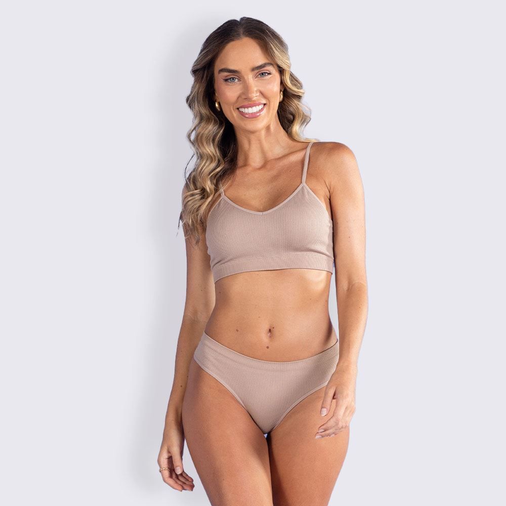 Calcinha Tanga Sem Costura Camila Moretti