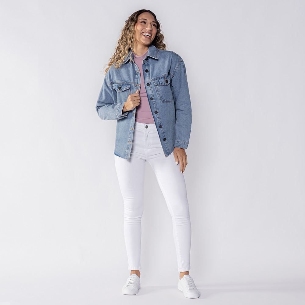 Camisa Jeans Feminina Com Puído Na Barra Boby Blues