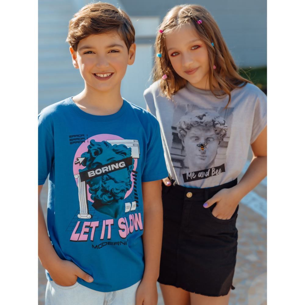 Camiseta 12 a 16 anos Estátua Boring Digital Hot Dog