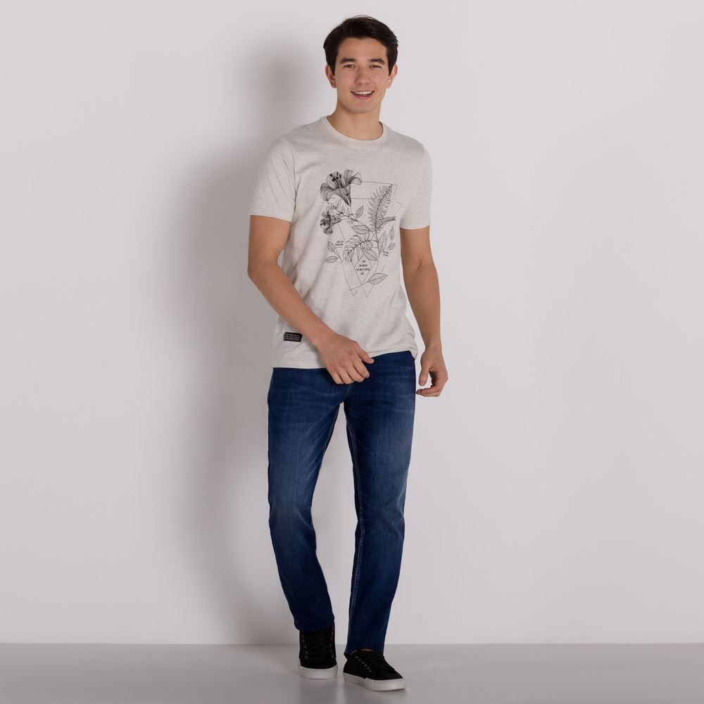 Camiseta com Estampa Floral Thing
