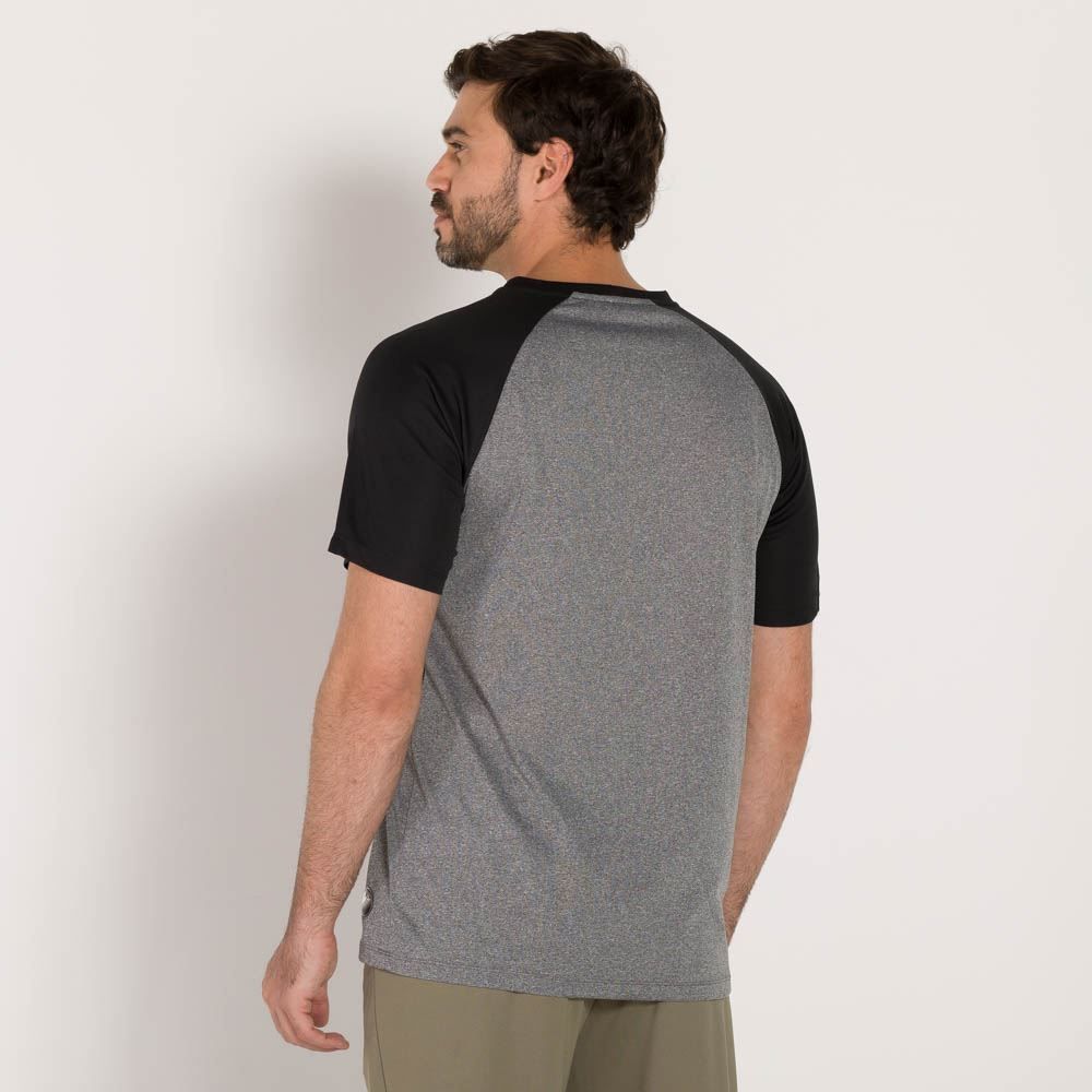 Camiseta Dry Raglan Scream